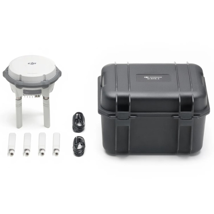 D-RTK 3 Multifunctional Station 1